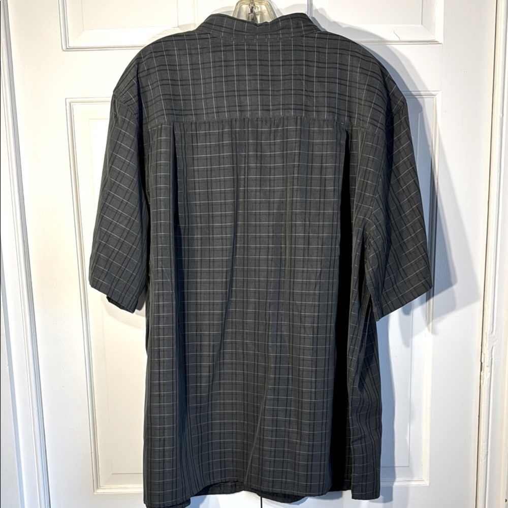 Synrgy Black and Gray Casual Button Down Shirt with Short Sleeves - Picture 2 of 5